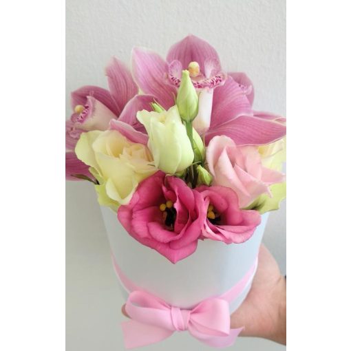 Virágdoboz (lizik, rózsák, orchideák) 